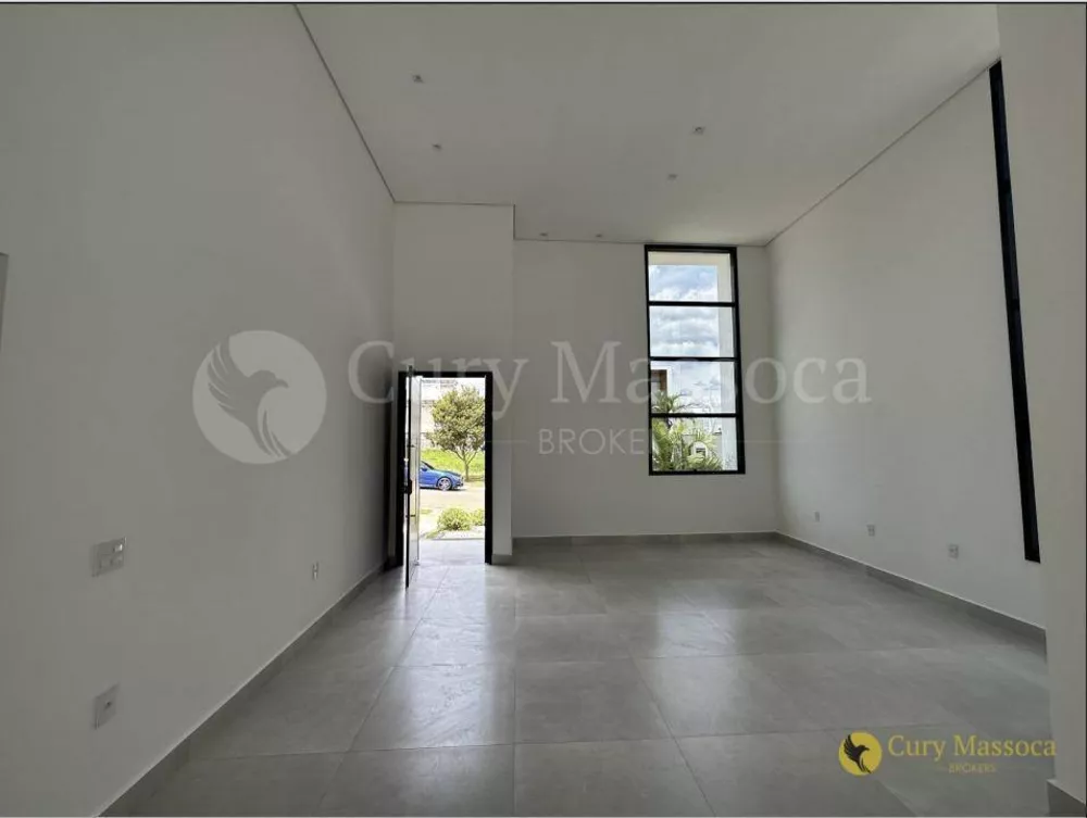 Casa de Condomínio à venda com 4 quartos, 258m² - Foto 2