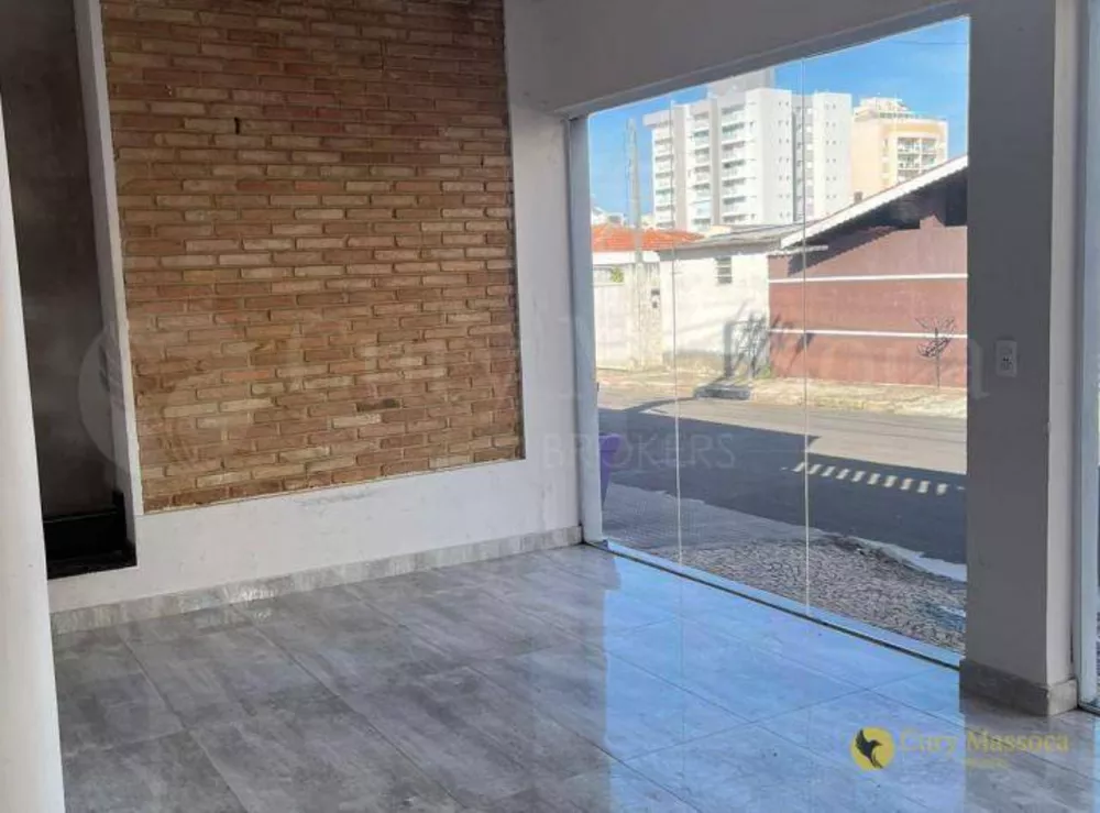 Casa à venda com 8 quartos, 270m² - Foto 6