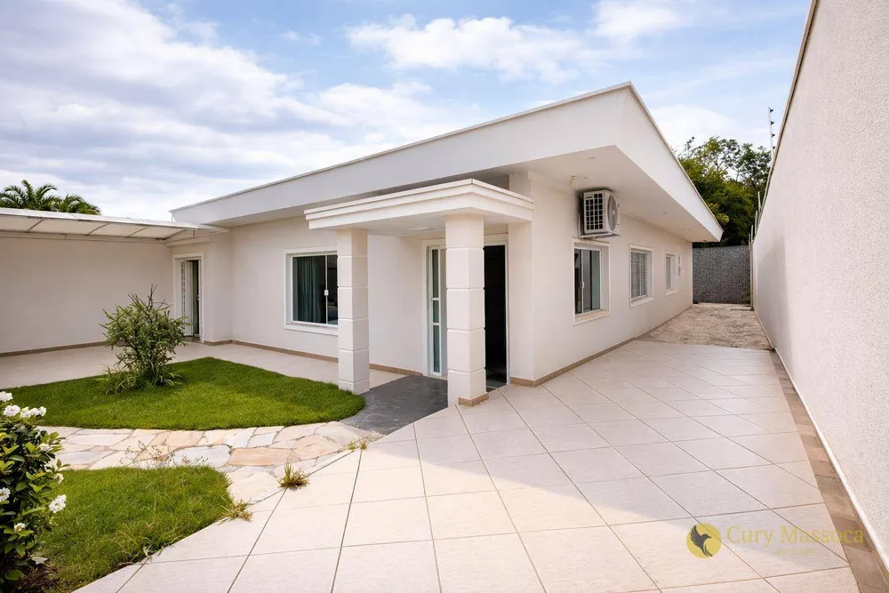 Casa, 4 quartos, 244 m² - Foto 1