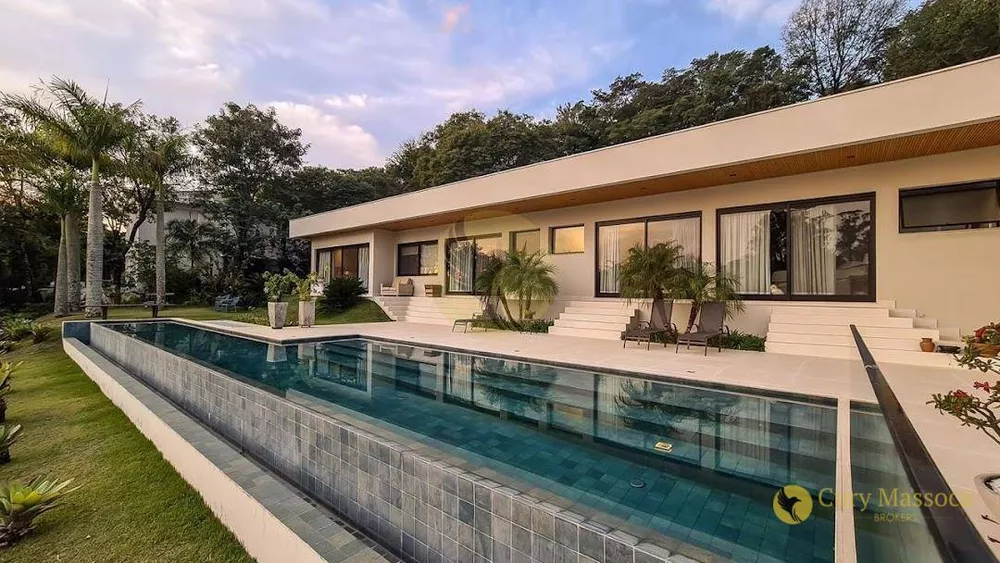 Casa de Condomínio à venda com 5 quartos, 900m² - Foto 1