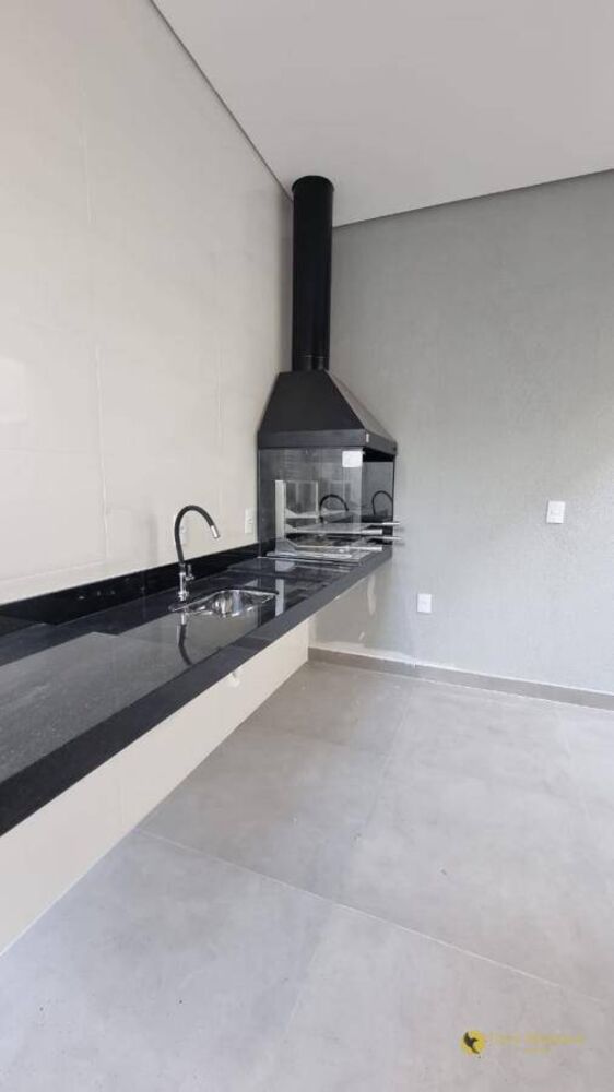 Casa à venda com 3 quartos, 138m² - Foto 3