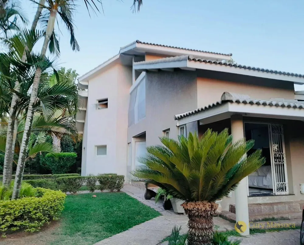 Chácara, 4 quartos, 2400 m² - Foto 1