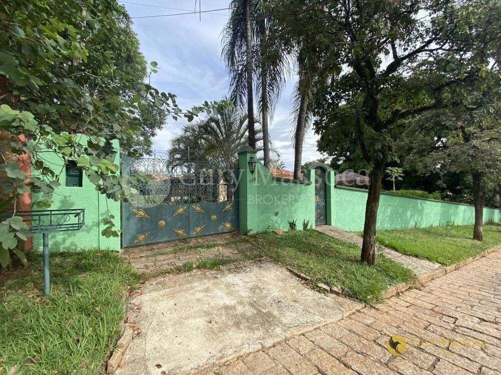 Chácara, 3 quartos, 2800 m² - Foto 1