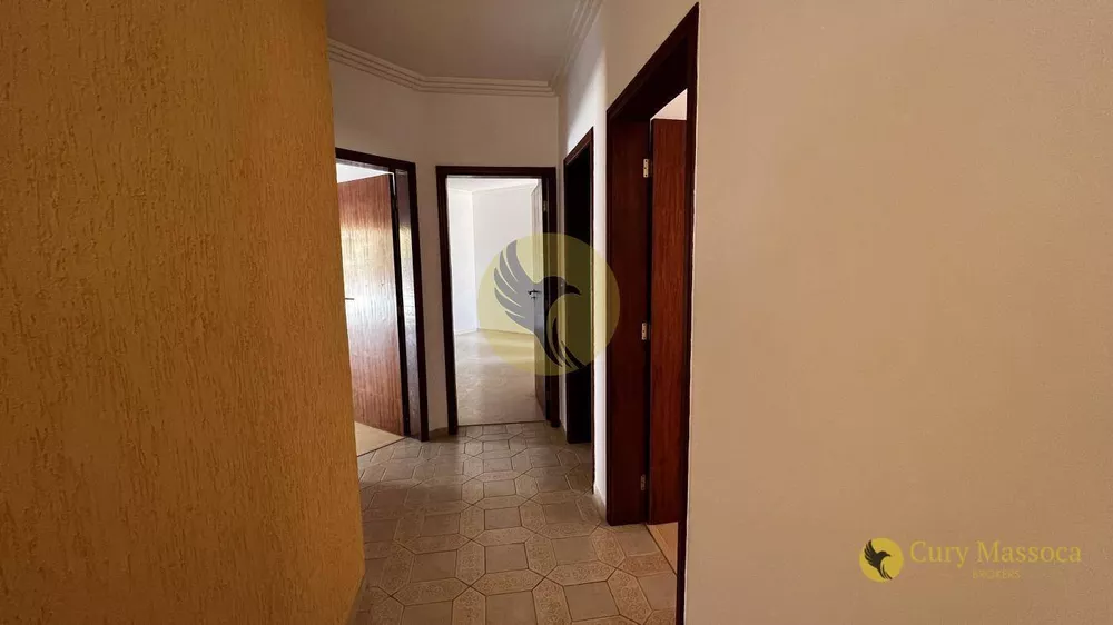 Casa de Condomínio à venda com 3 quartos, 188m² - Foto 2