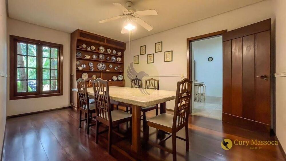 Casa de Condomínio à venda com 7 quartos, 1300m² - Foto 1