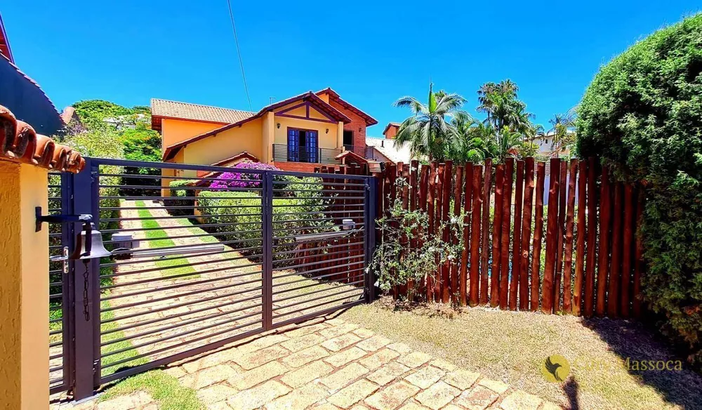 Casa de Condomínio à venda com 4 quartos, 309m² - Foto 2