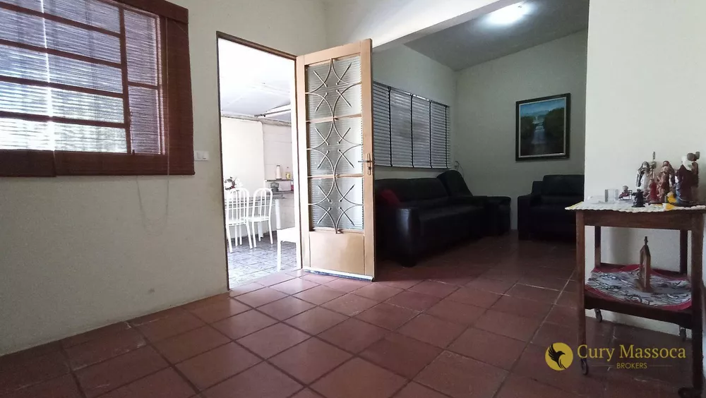 Chácara à venda com 2 quartos, 247m² - Foto 6