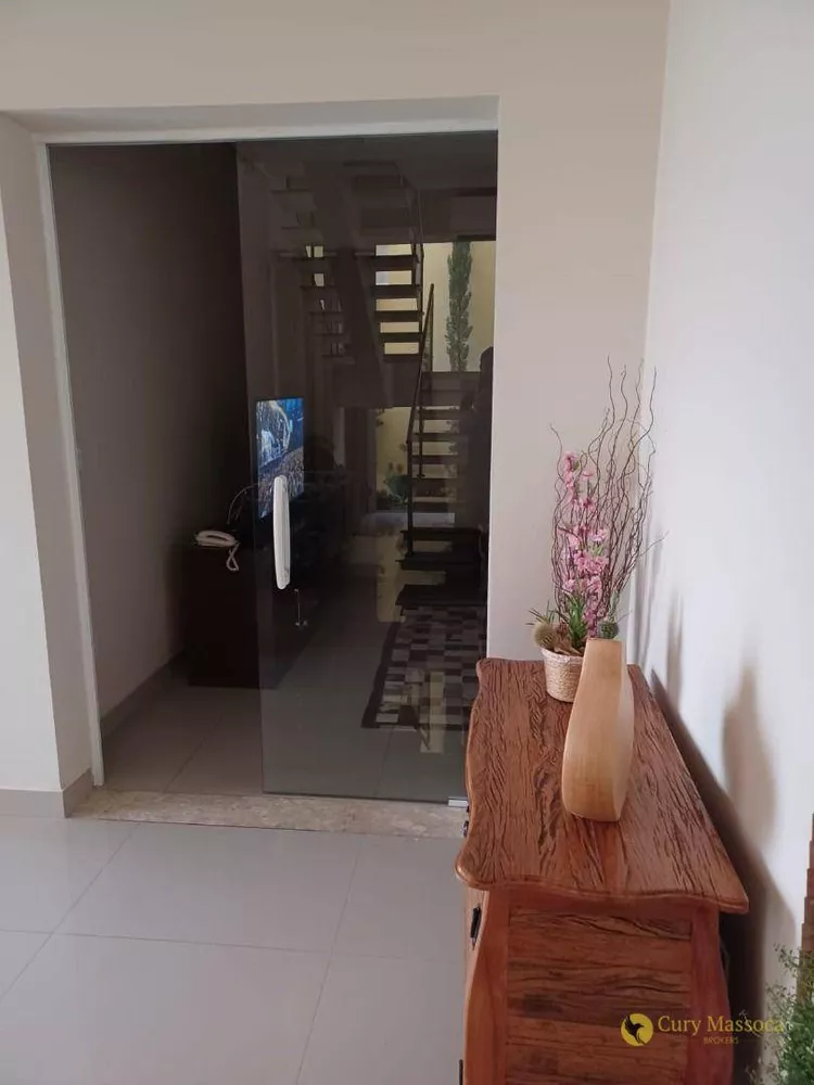 Casa de Condomínio à venda com 3 quartos, 290m² - Foto 19