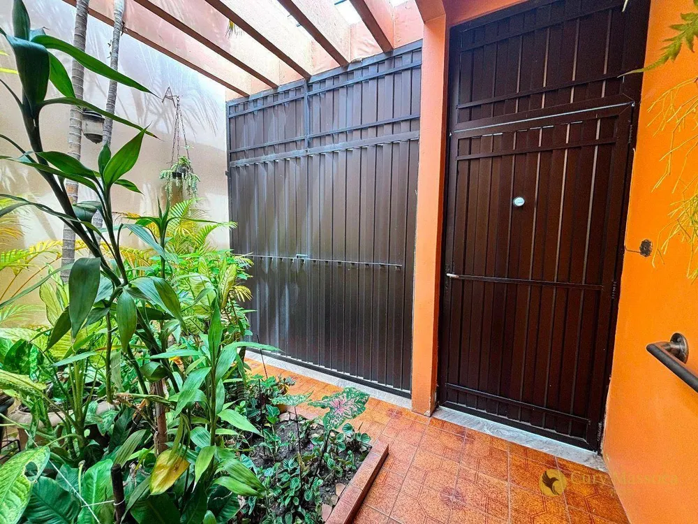 Casa, 3 quartos, 142 m² - Foto 9