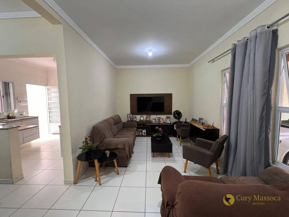 Casa, 3 quartos, 130 m² - Foto 1
