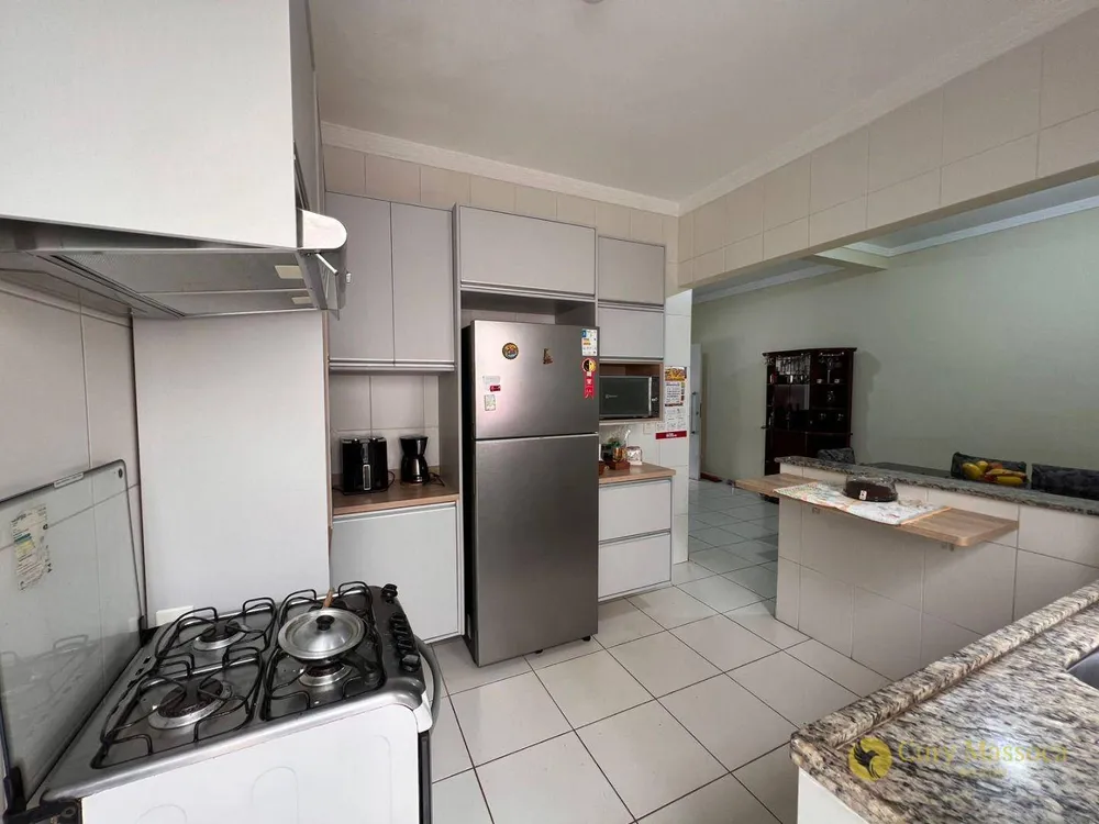 Casa, 3 quartos, 130 m² - Foto 3