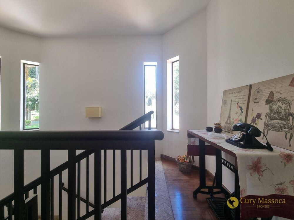 Casa, 5 quartos, 343 m² - Foto 1