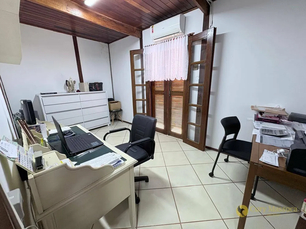 Casa, 3 quartos, 213 m² - Foto 10