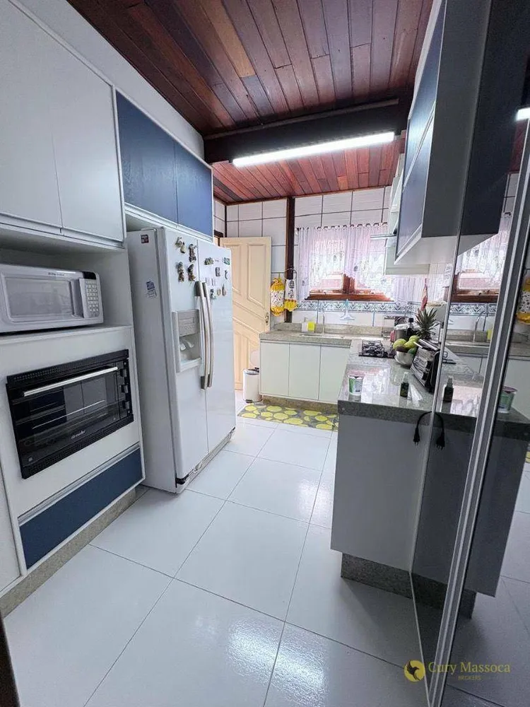 Casa, 3 quartos, 213 m² - Foto 4