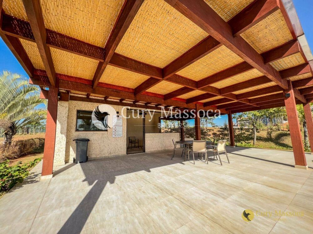 Casa de Condomínio à venda com 3 quartos, 210m² - Foto 3