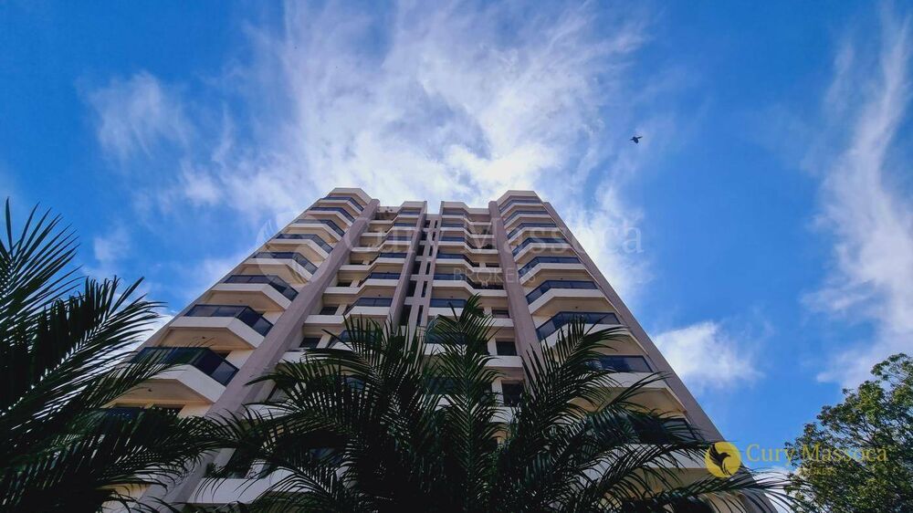 Apartamento à venda com 3 quartos, 95m² - Foto 1