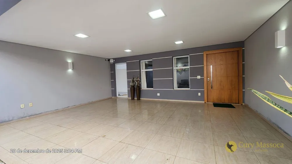 Casa, 3 quartos, 249 m² - Foto 1