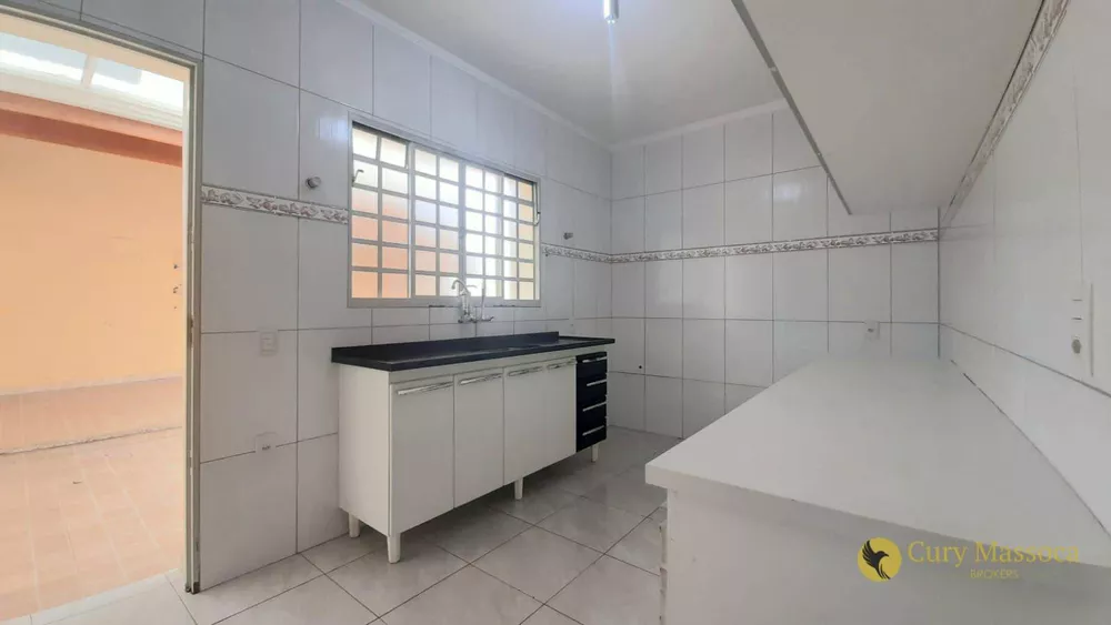 Casa à venda com 2 quartos, 150m² - Foto 15