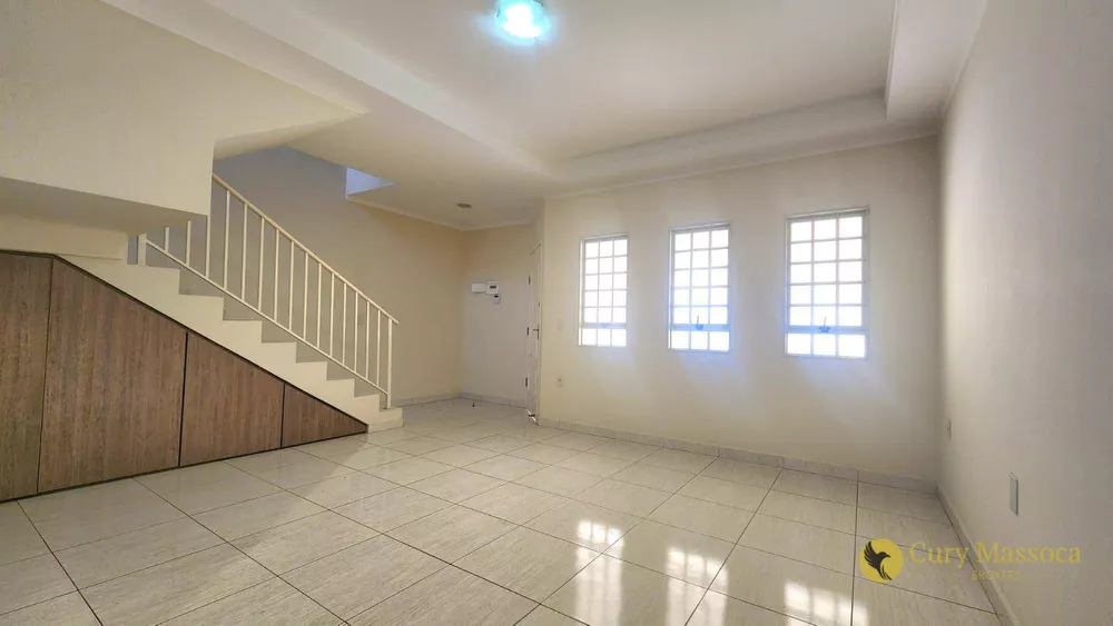 Casa à venda com 2 quartos, 150m² - Foto 8