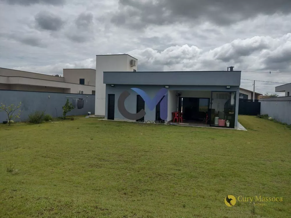 Casa de Condomínio à venda com 3 quartos, 208m² - Foto 1