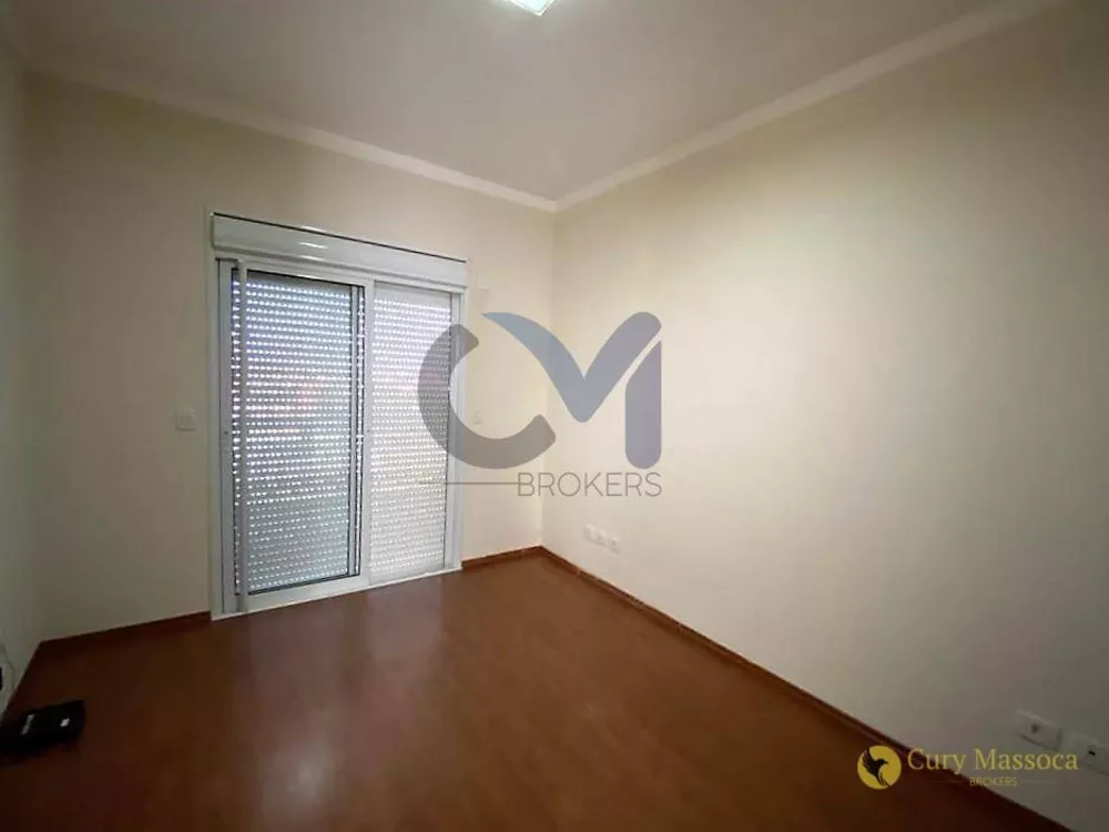 Casa à venda com 3 quartos, 200m² - Foto 3