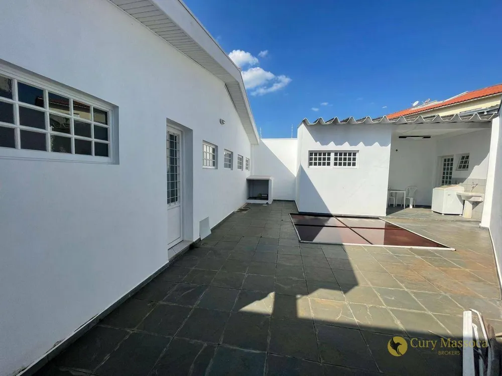 Casa, 5 quartos, 240 m² - Foto 2