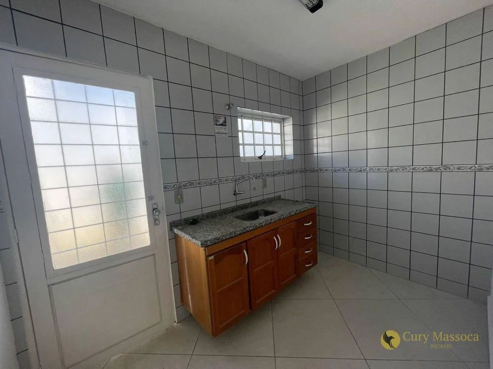 Casa, 5 quartos, 240 m² - Foto 3