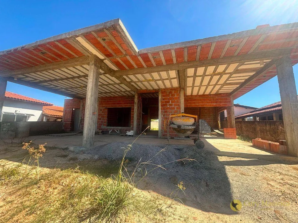 Chácara, 3 quartos, 1243 m² - Foto 1