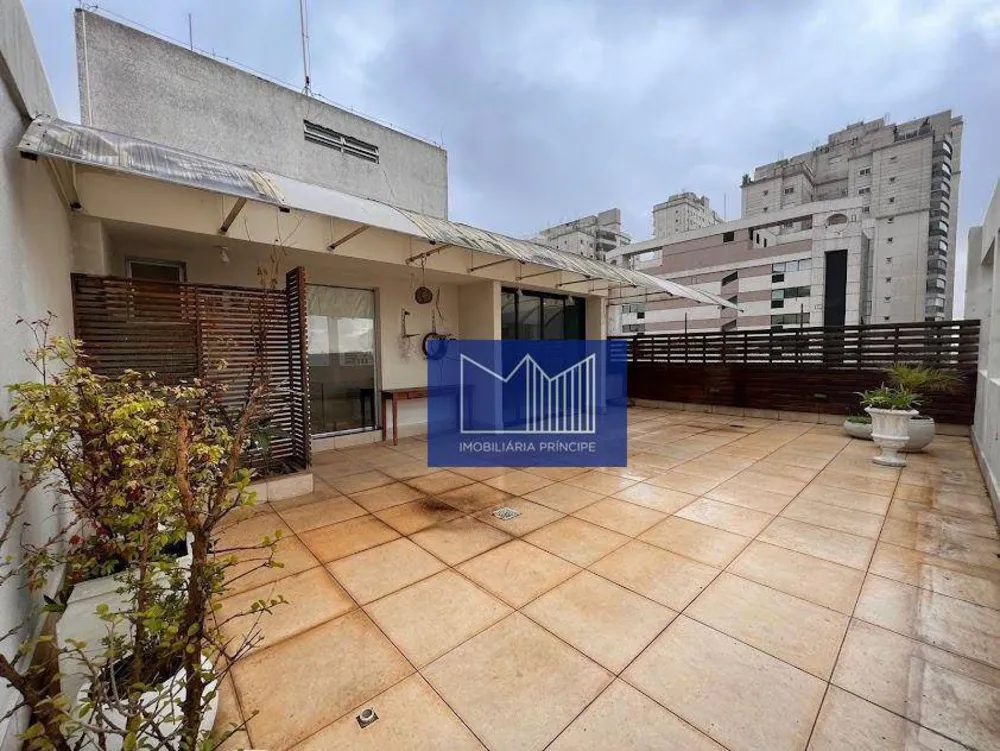 Apartamento, 3 quartos, 220 m² - Foto 1