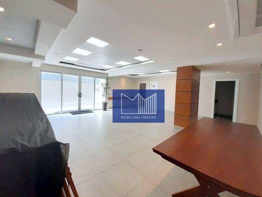 Apartamento para alugar com 3 quartos, 140m² - Foto 3