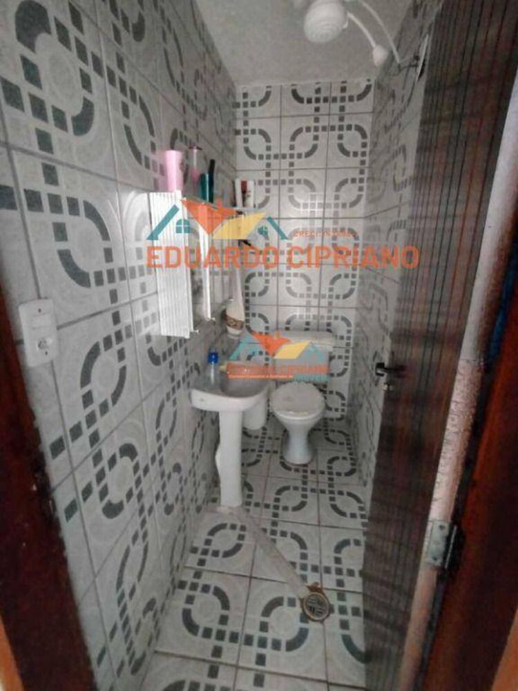Casa à venda com 1 quarto, 101m² - Foto 13