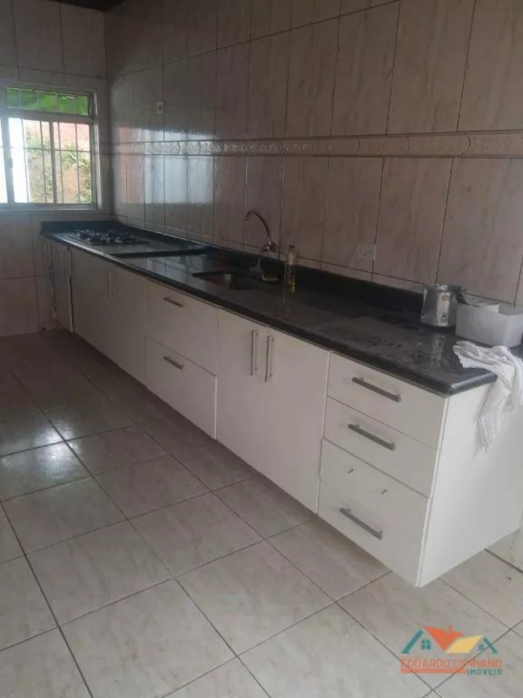 Chácara à venda com 5 quartos, 100m² - Foto 2