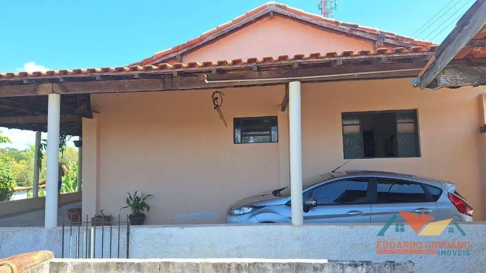 Casa à venda com 3 quartos, 250m² - Foto 4