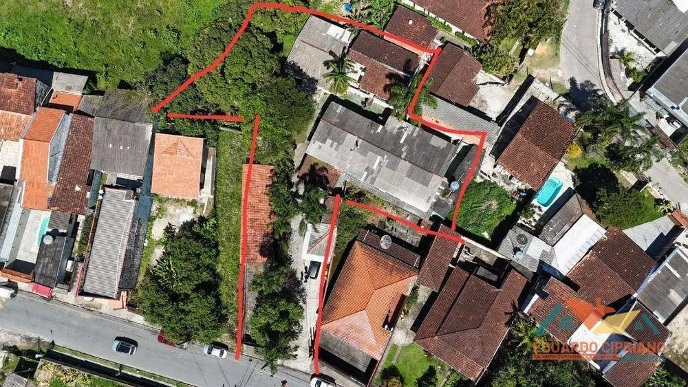 Terreno, 1400 m² - Foto 1