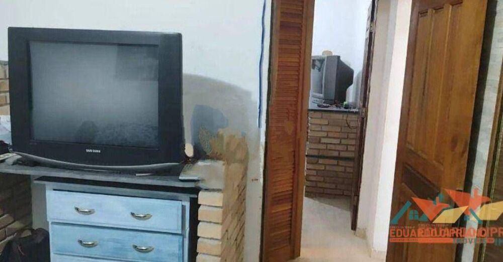 Casa à venda com 3 quartos, 114m² - Foto 4