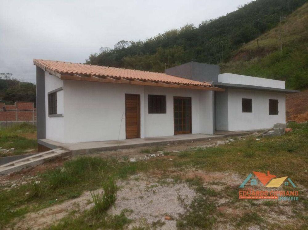 Casa, 2 quartos, 62 m² - Foto 1