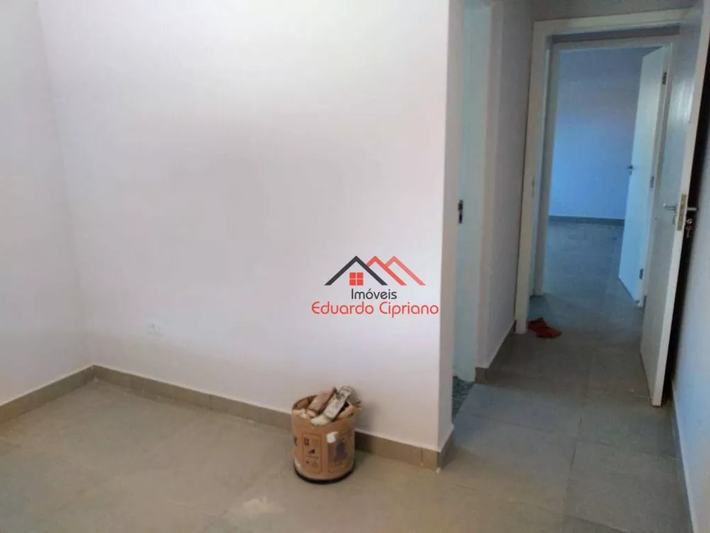 Casa à venda com 4 quartos, 164m² - Foto 4