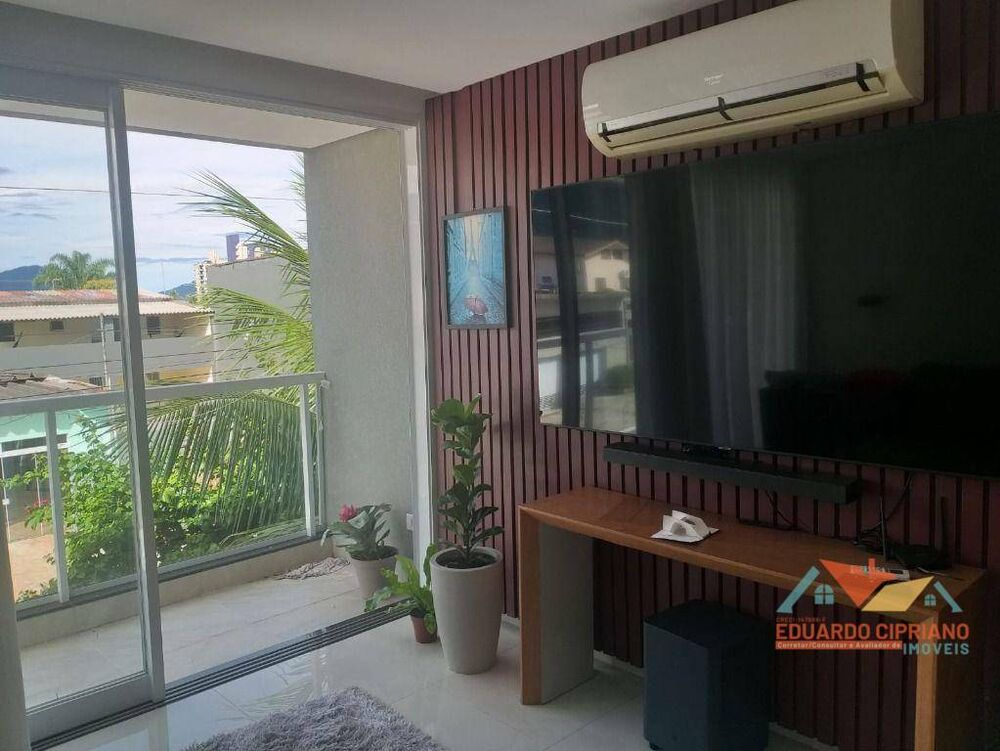 Casa à venda com 3 quartos, 240m² - Foto 11