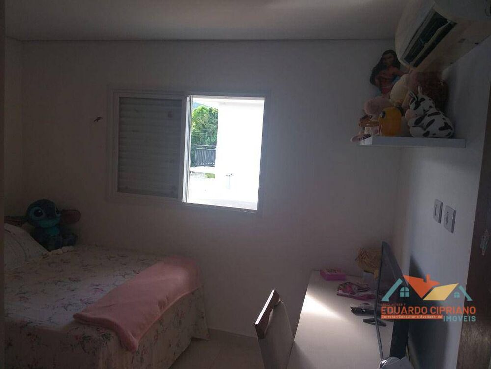 Casa à venda com 3 quartos, 240m² - Foto 13