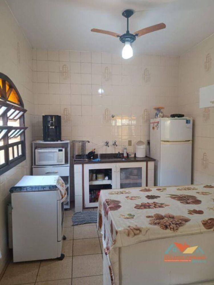 Casa à venda com 3 quartos, 142m² - Foto 8