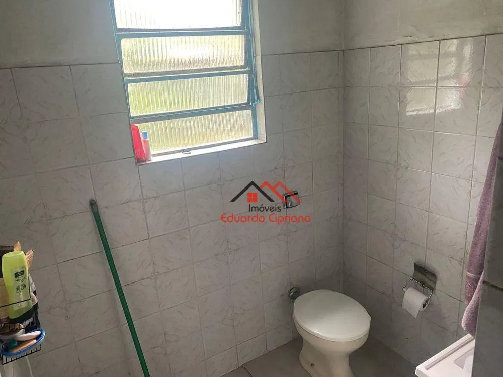 Casa, 4 quartos, 198 m² - Foto 1