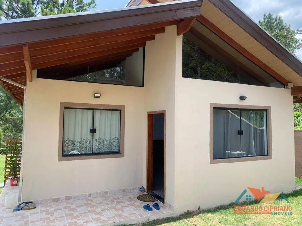 Casa à venda com 2 quartos, 120m² - Foto 3