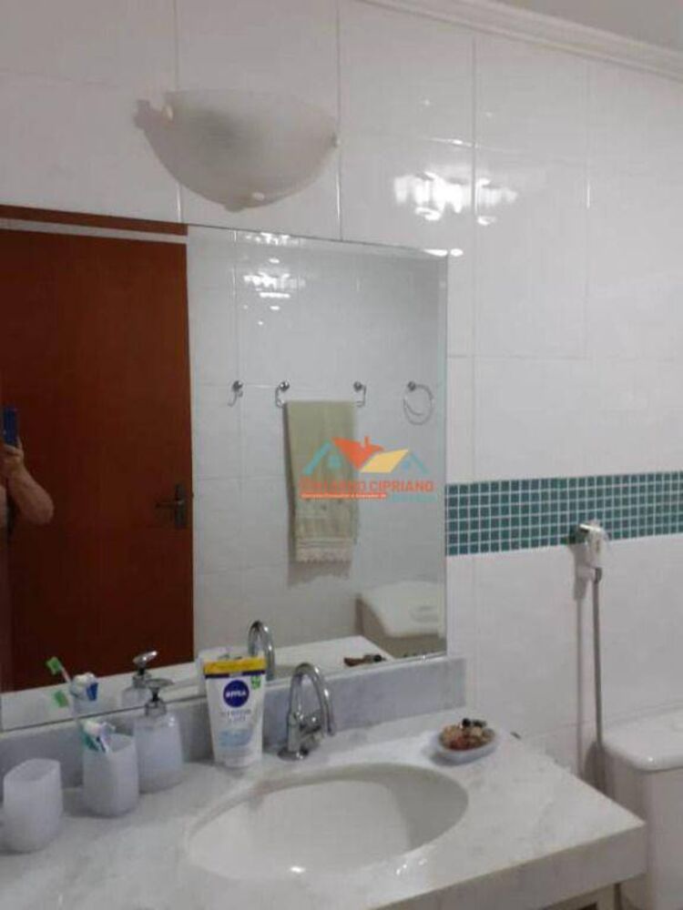 Casa, 3 quartos, 196 m² - Foto 15
