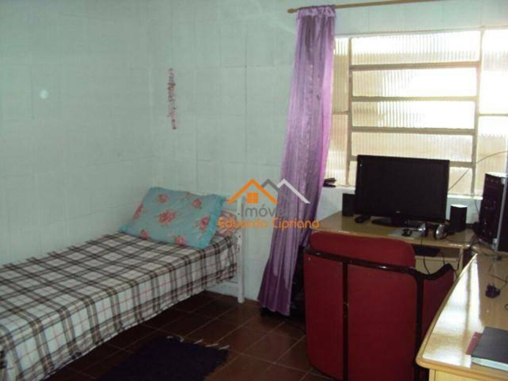 Casa à venda com 5 quartos, 130m² - Foto 3