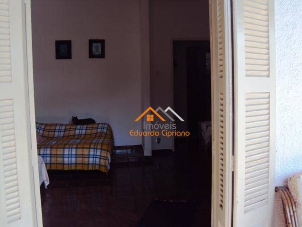 Casa à venda com 5 quartos, 130m² - Foto 12