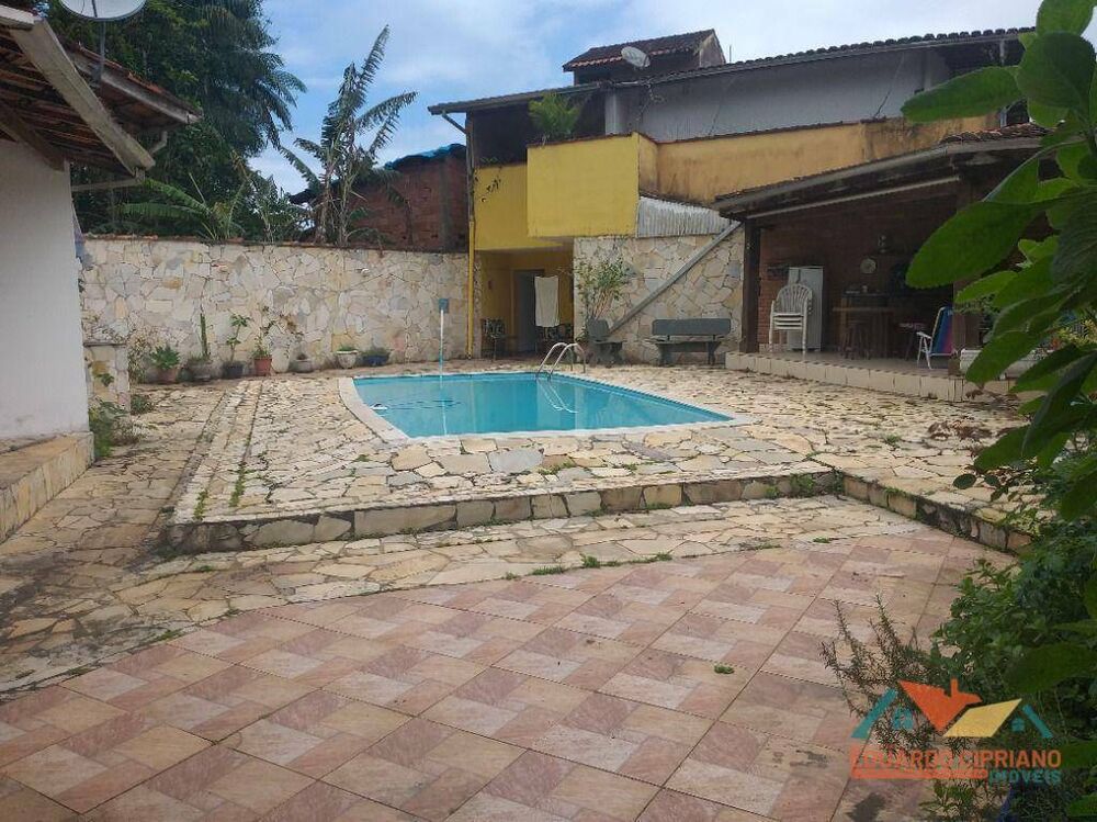 Casa à venda com 3 quartos, 230m² - Foto 7