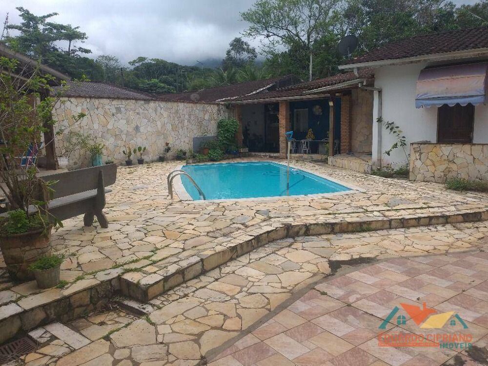 Casa à venda com 3 quartos, 230m² - Foto 6