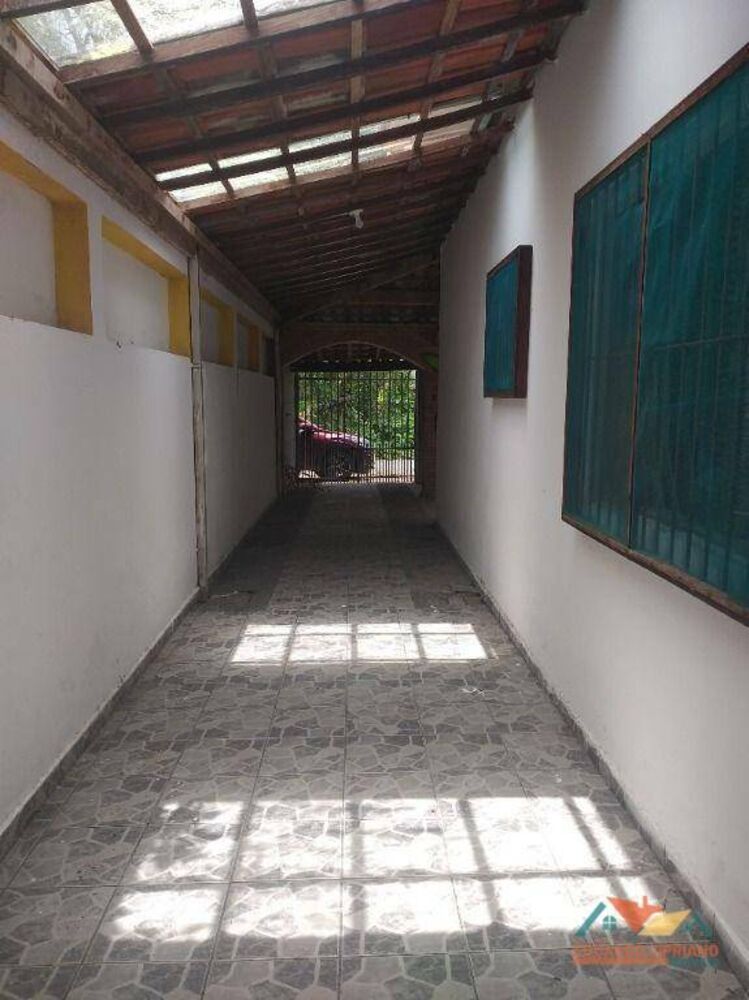 Casa à venda com 3 quartos, 230m² - Foto 3