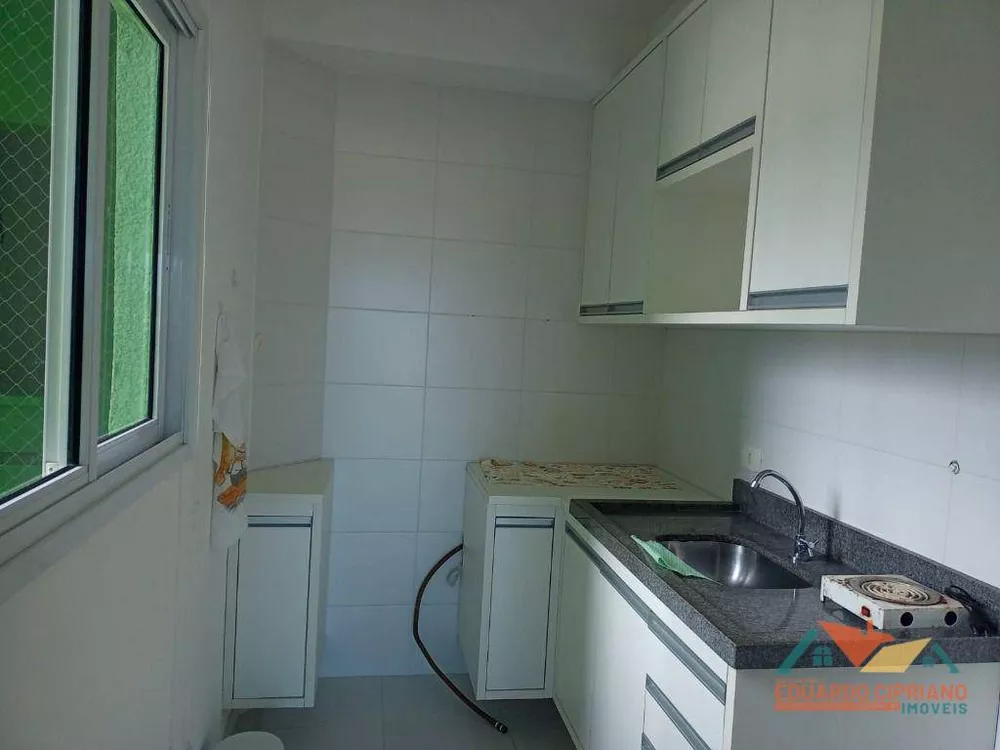 Apartamento à venda com 2 quartos, 80m² - Foto 3