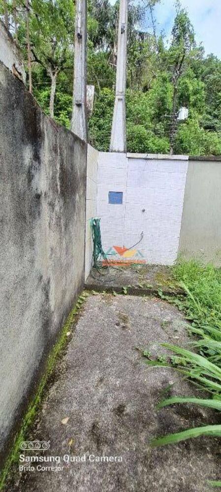 Casa de Condomínio à venda com 2 quartos, 100m² - Foto 2
